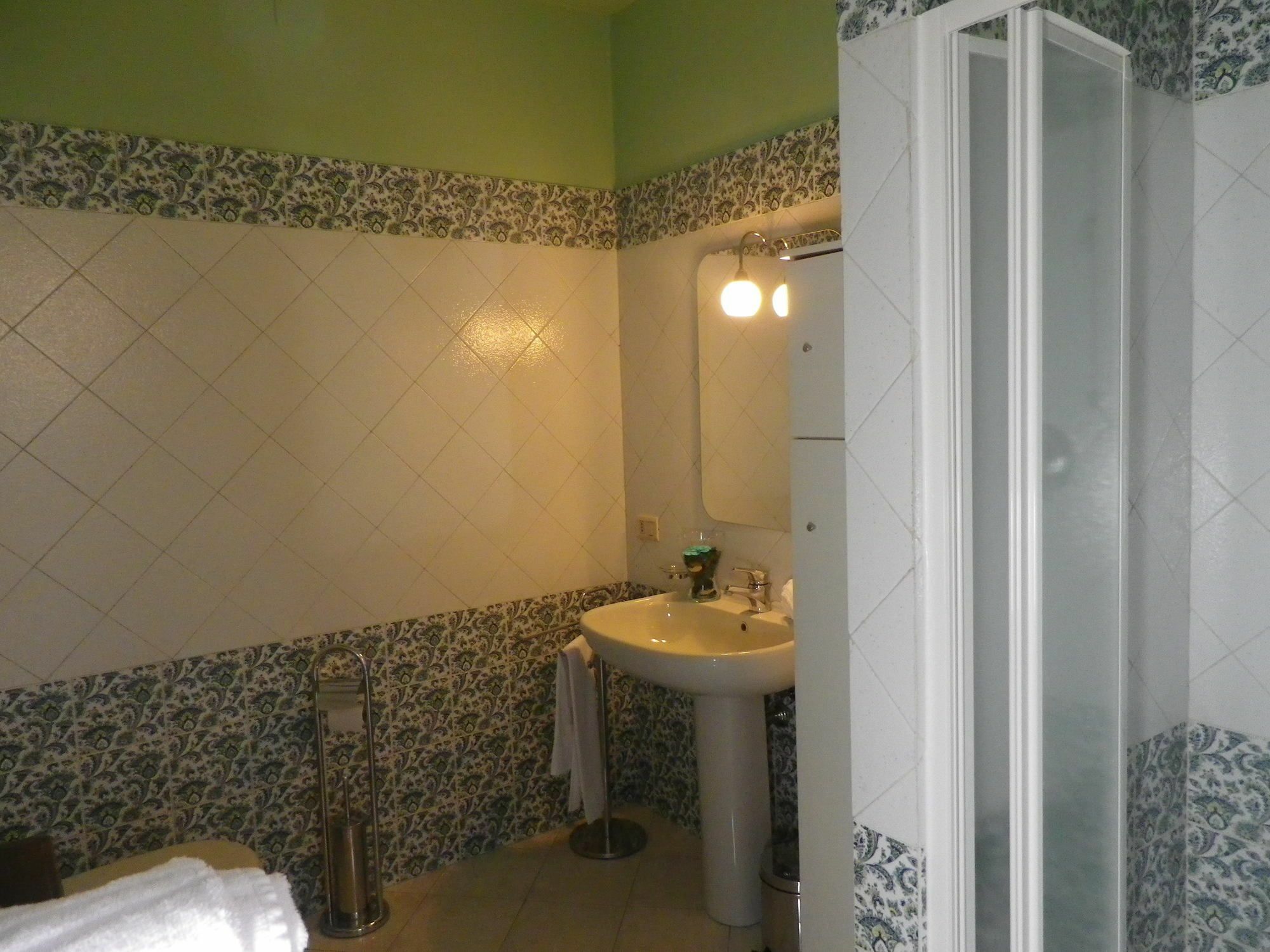 La Terrazza Apartment Лука Екстериор снимка
